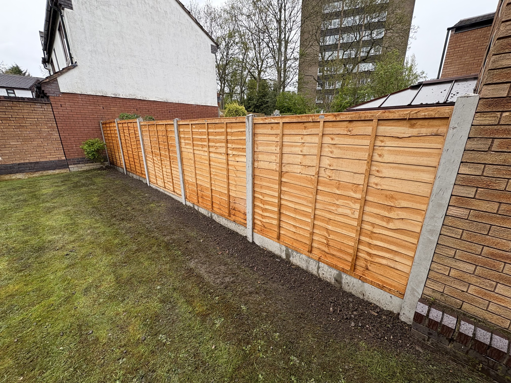 Garden fence installation in Bromsgrove by Yew Tree Garden Services